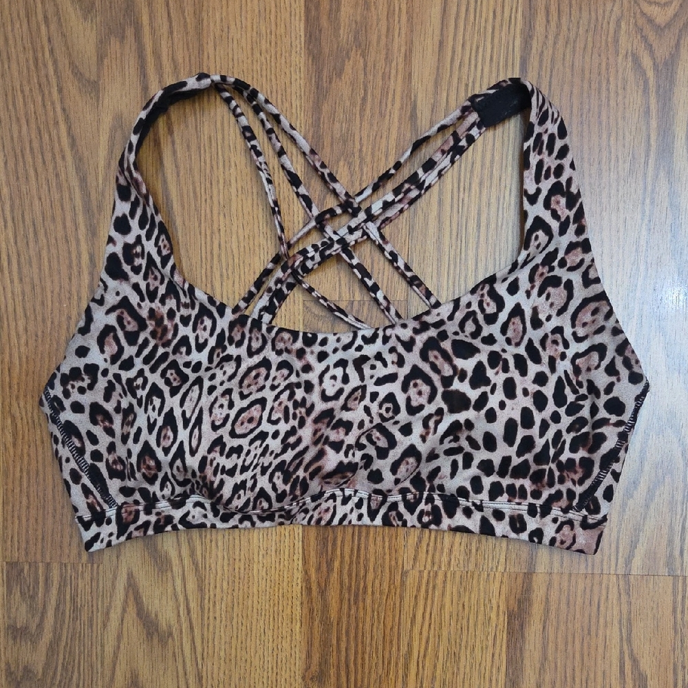 Victoria's Secret Leopard Print Lightly Lined Strappy Back Sports Bra/ Large